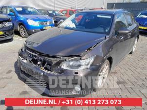 Lexus CT 200h 10-