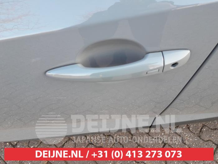 Nissan Qashqai 1.5 VC-T e-Power 16V Sloopvoertuig (2022, Zwart, Grijs)