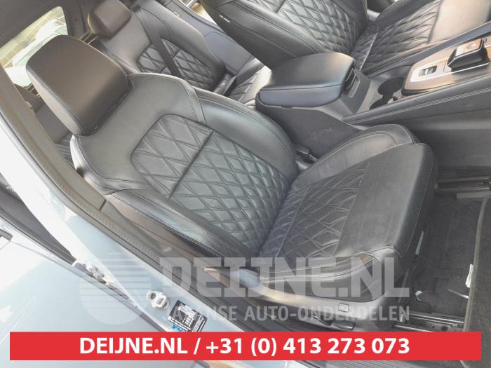 Nissan Qashqai 1.5 VC-T e-Power 16V Sloopvoertuig (2022, Zwart, Grijs)