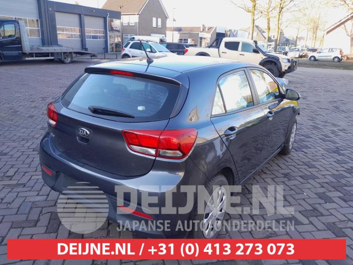 Kia Rio IV 1.2 MPI 16V Sloopvoertuig (2021, Grijs)