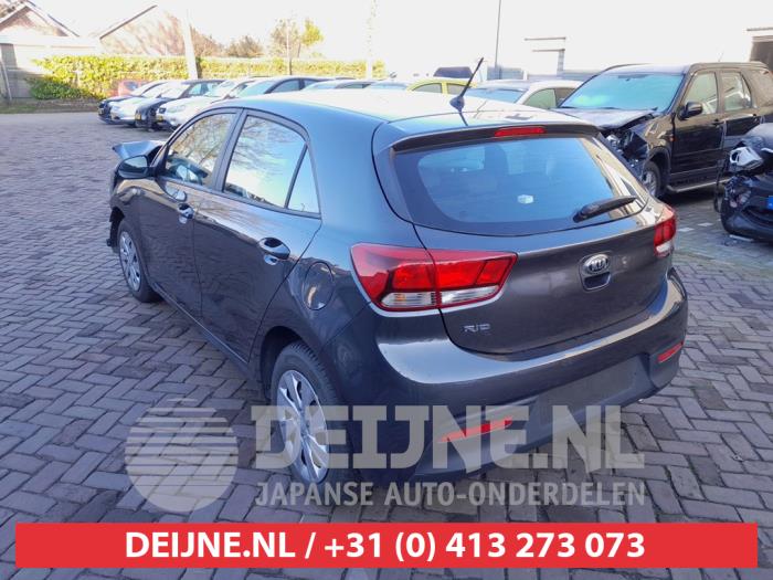 Kia Rio IV 1.2 MPI 16V Sloopvoertuig (2021, Grijs)