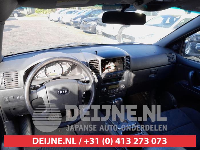 Kia Sorento I 2.5 CRDi 16V VGT Sloopvoertuig (2007, Zwart)