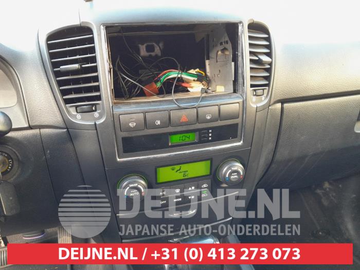Kia Sorento I 2.5 CRDi 16V VGT Sloopvoertuig (2007, Zwart)