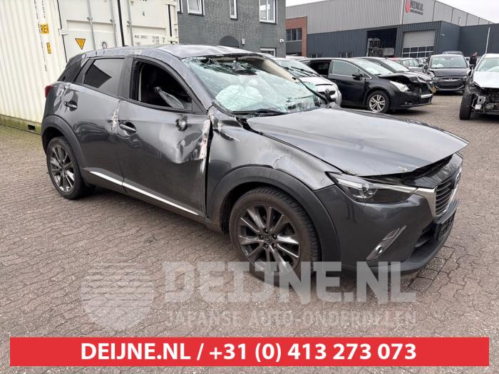 Mazda CX-3 Mistlamp links-voor O660980 Donorvoertuig