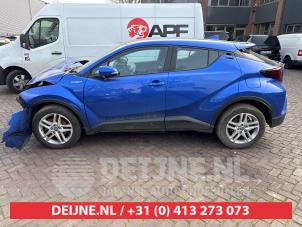 Toyota C-HR 16-