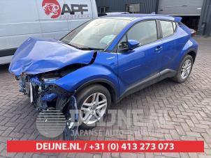 Toyota C-HR 16-