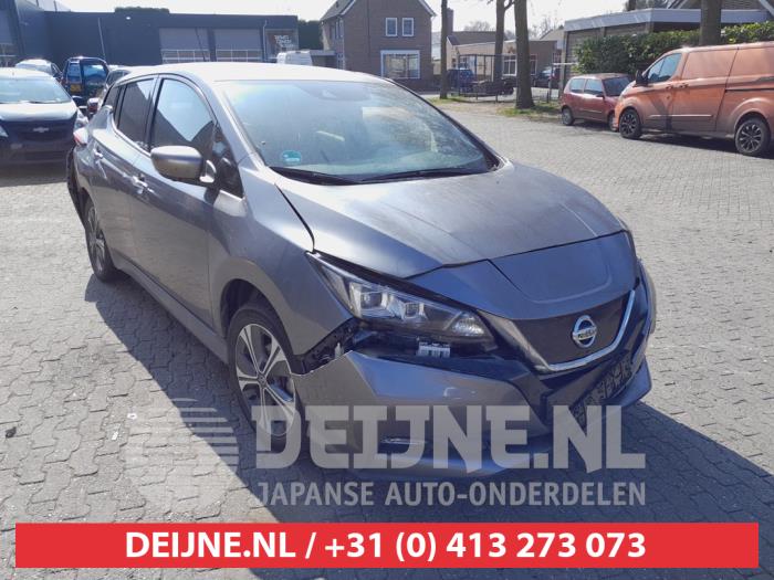 Nissan Leaf Windschutzscheibe O704625 Spenderfahrzeug
