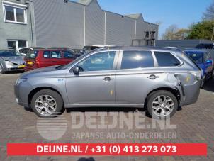 Mitsubishi Outlander 12-