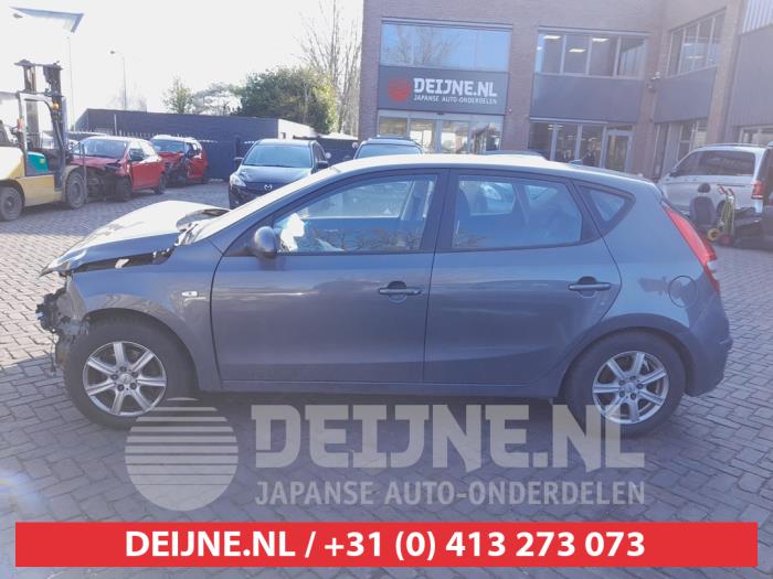 Hyundai i30 1.6 CVVT 16V Sloopvoertuig (2007, Grijs)