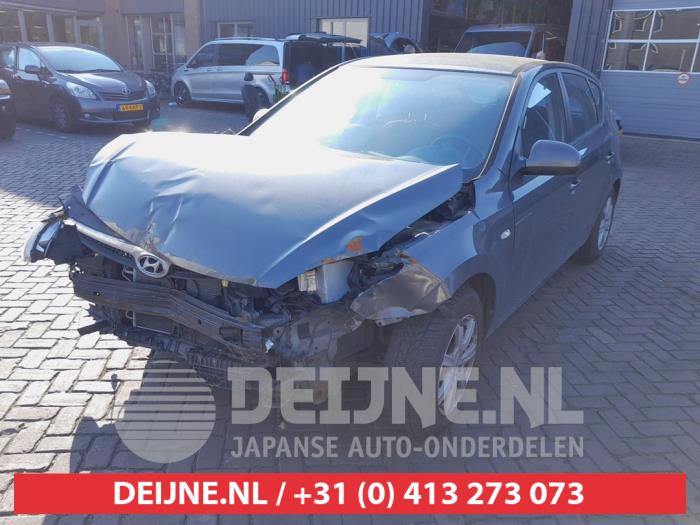 Hyundai i30 1.6 CVVT 16V Sloopvoertuig (2007, Grijs)