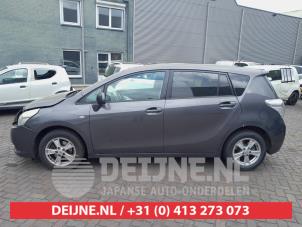 Toyota Verso 09-