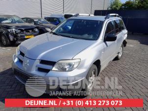 Mitsubishi Outlander 03-