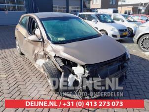 Hyundai I30 Stoßstangenrost O662012 Spenderfahrzeug