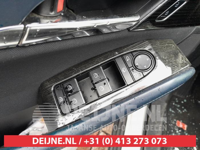 Mazda CX-30 2.0 e-SkyActiv-G 122 16V Sloopvoertuig (2020, Wit)