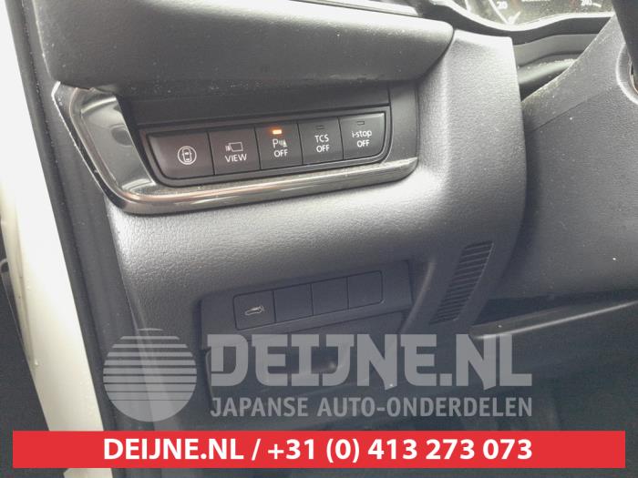 Mazda CX-30 2.0 e-SkyActiv-G 122 16V Sloopvoertuig (2020, Wit)