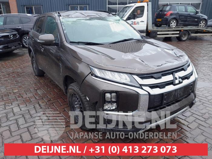 Mitsubishi ASX 2.0 MIVEC 16V Sloopvoertuig (2019, Bruin)