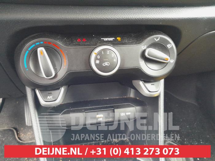 Kia Picanto 1.0 DPi 12V Sloopvoertuig (2020, Zwart)