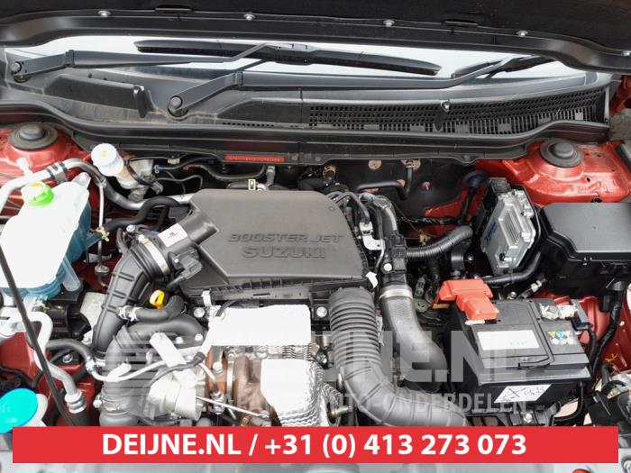 Suzuki S-Cross 1.4 Boosterjet Smart Hybrid AllGrip Sloopvoertuig (2024, Rood)