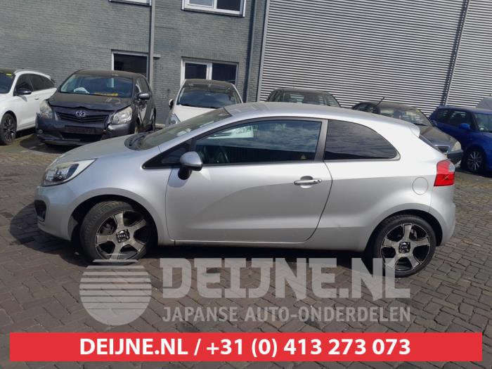 Kia Rio III 1.4 CVVT 16V Sloopvoertuig (2012, Grijs)