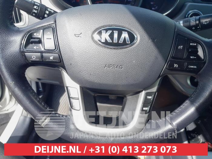 Kia Rio III 1.4 CVVT 16V Sloopvoertuig (2012, Grijs)