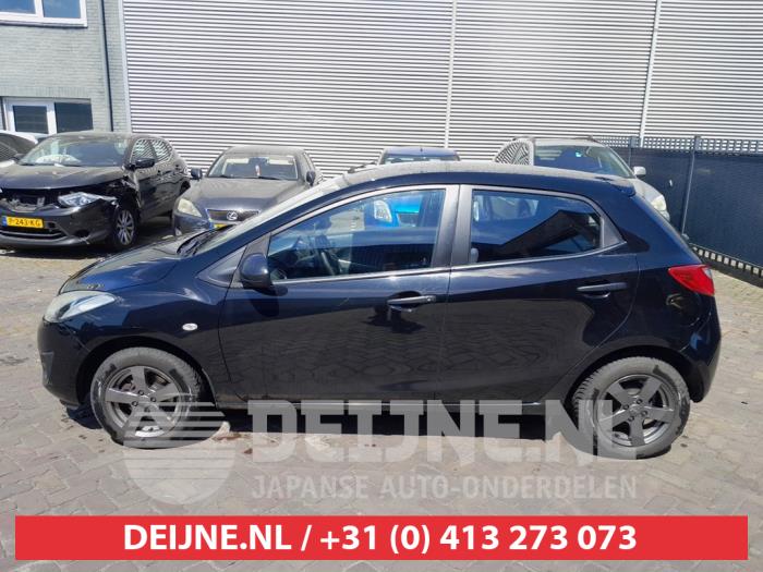 Mazda 2 1.3 16V S-VT Sloopvoertuig (2012, Zwart)