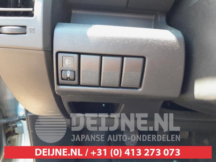 Mazda 5 2.0i 16V Sloopvoertuig (2009, Blauw)