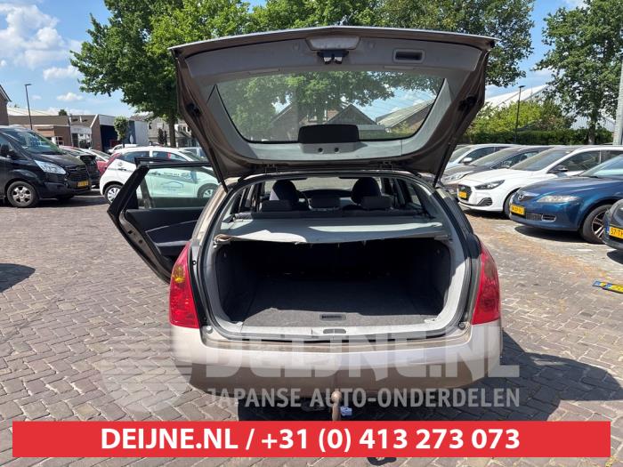 Nissan Primera Wagon 2.0 16V Sloopvoertuig (2004, Bruin)