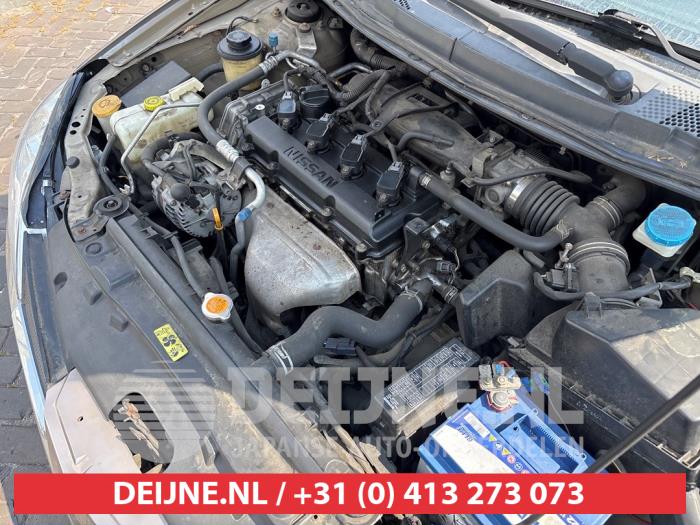 Nissan Primera Wagon 2.0 16V Sloopvoertuig (2004, Bruin)