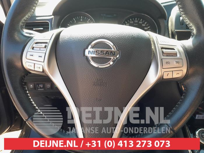 Nissan Pulsar 1.2 DIG-T 16V Sloopvoertuig (2015, Bruin)
