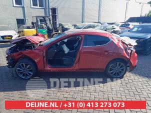 Mazda 3 18-