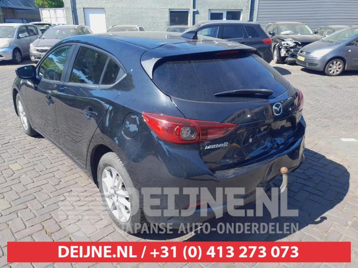 Mazda 3 1.5 SkyActiv-D 105 16V Sloopvoertuig (2018, Zwart)