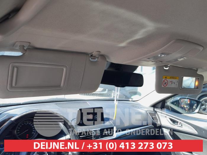 Mazda 3 1.5 SkyActiv-D 105 16V Sloopvoertuig (2018, Zwart)