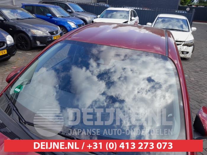 Toyota Yaris IV 1.5 12V VVT-i Sloopvoertuig (2020, Rood)