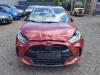 Toyota Yaris IV 1.5 12V VVT-i Sloopvoertuig (2020, Rood)