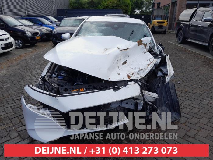 Mazda 3 Sport 2.0 SkyActiv-G 122 Mild Hybrid 16V Sloopvoertuig (2019, Wit)