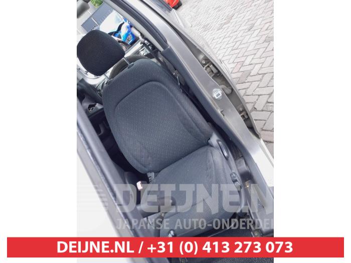 Toyota Yaris Verso 1.3 16V Sloopvoertuig (2004, Grijs)