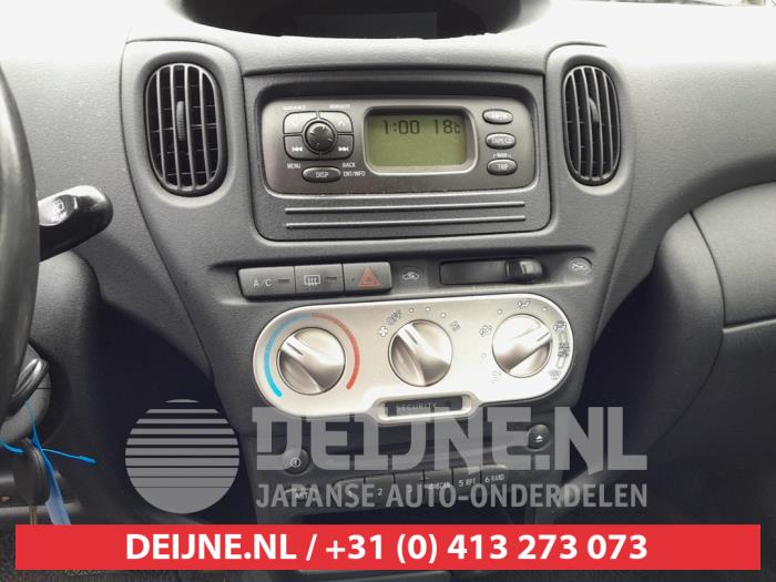Toyota Yaris Verso 1.3 16V Sloopvoertuig (2004, Grijs)