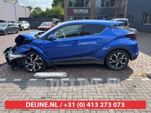 Toyota C-HR 16-
