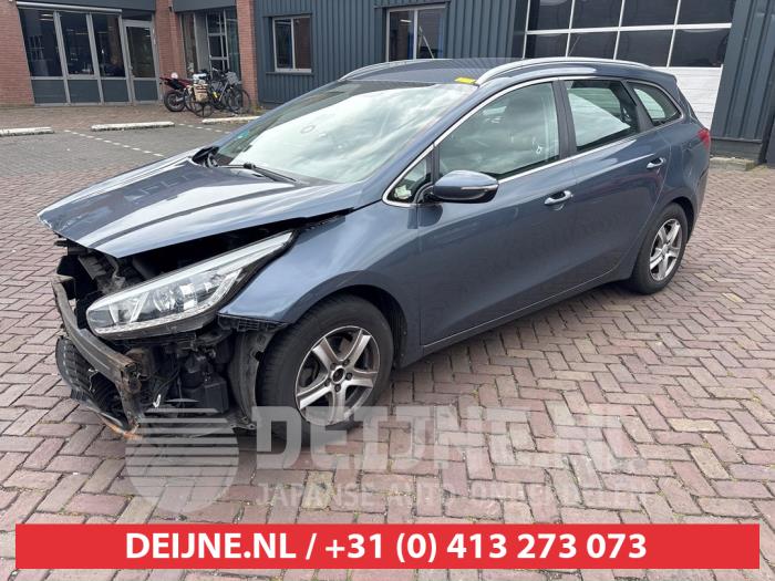 Kia Cee'd Sportswagon 1.6 GDI 16V Sloopvoertuig (2013, Blauw)