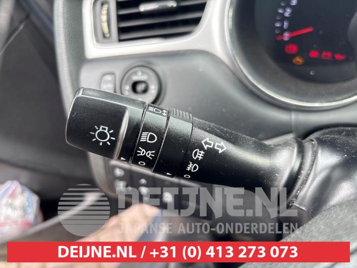 Kia Cee'd Sportswagon 1.6 GDI 16V Sloopvoertuig (2013, Blauw)