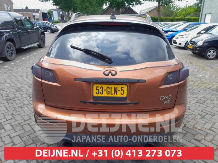 Infiniti FX 45 4.5i 32V VVT AWD Sloopvoertuig (2004, Oranje)