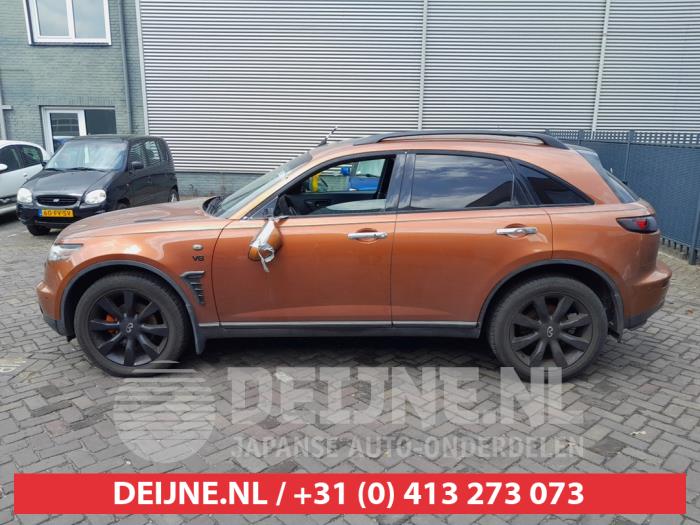 Infiniti FX 45 4.5i 32V VVT AWD Sloopvoertuig (2004, Oranje)