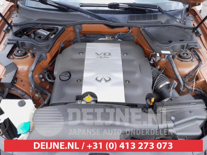 Infiniti FX 45 4.5i 32V VVT AWD Sloopvoertuig (2004, Oranje)