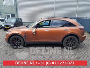 Infiniti FX 03-