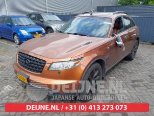 Infiniti FX 03-