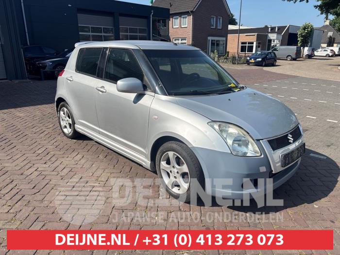 Suzuki Swift Combischakelaar ramen O707311 Donorvoertuig