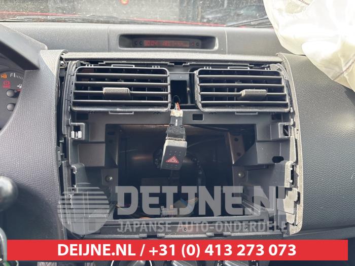 Suzuki Swift 1.5 VVT 16V Sloopvoertuig (2005, Rood)