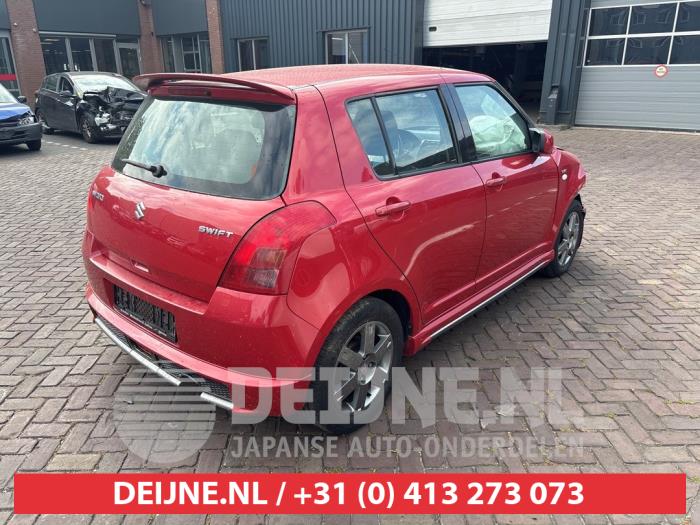 Suzuki Swift 1.5 VVT 16V Sloopvoertuig (2005, Rood)