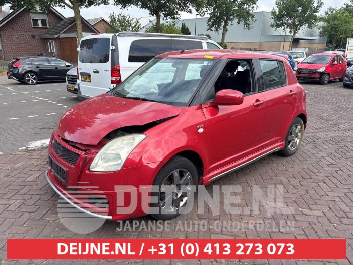 Suzuki Swift 1.5 VVT 16V Sloopvoertuig (2005, Rood)