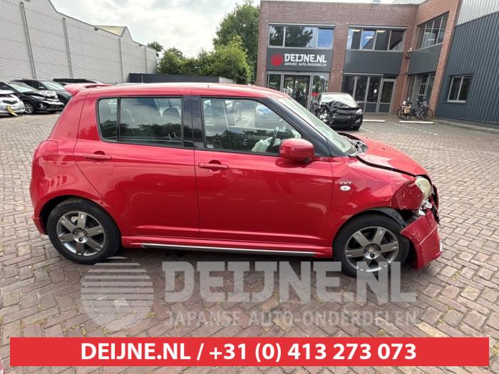 Suzuki Swift 1.5 VVT 16V Sloopvoertuig (2005, Rood)